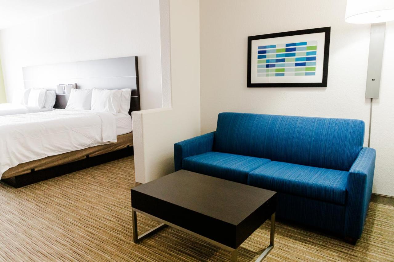 Holiday Inn Express Hotel & Suites Greenville By Ihg Exterior foto